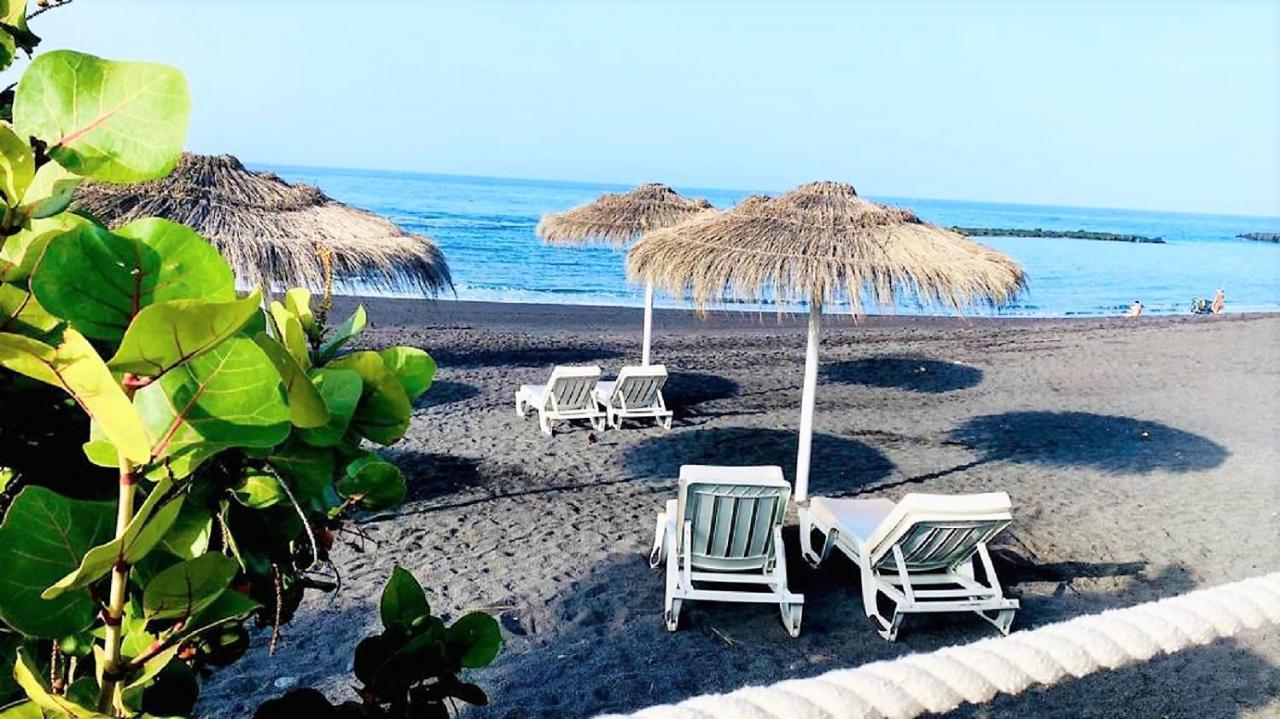 Enjoy The Sea And Pool In Playa De Las Americas 외부 사진
